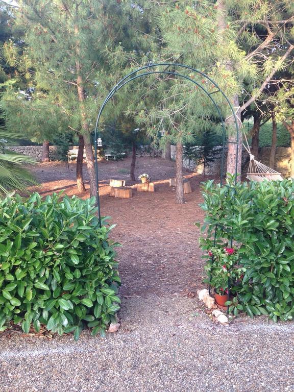 La Dimora Gigante Bed & Breakfast Castellana Grotte Bagian luar foto