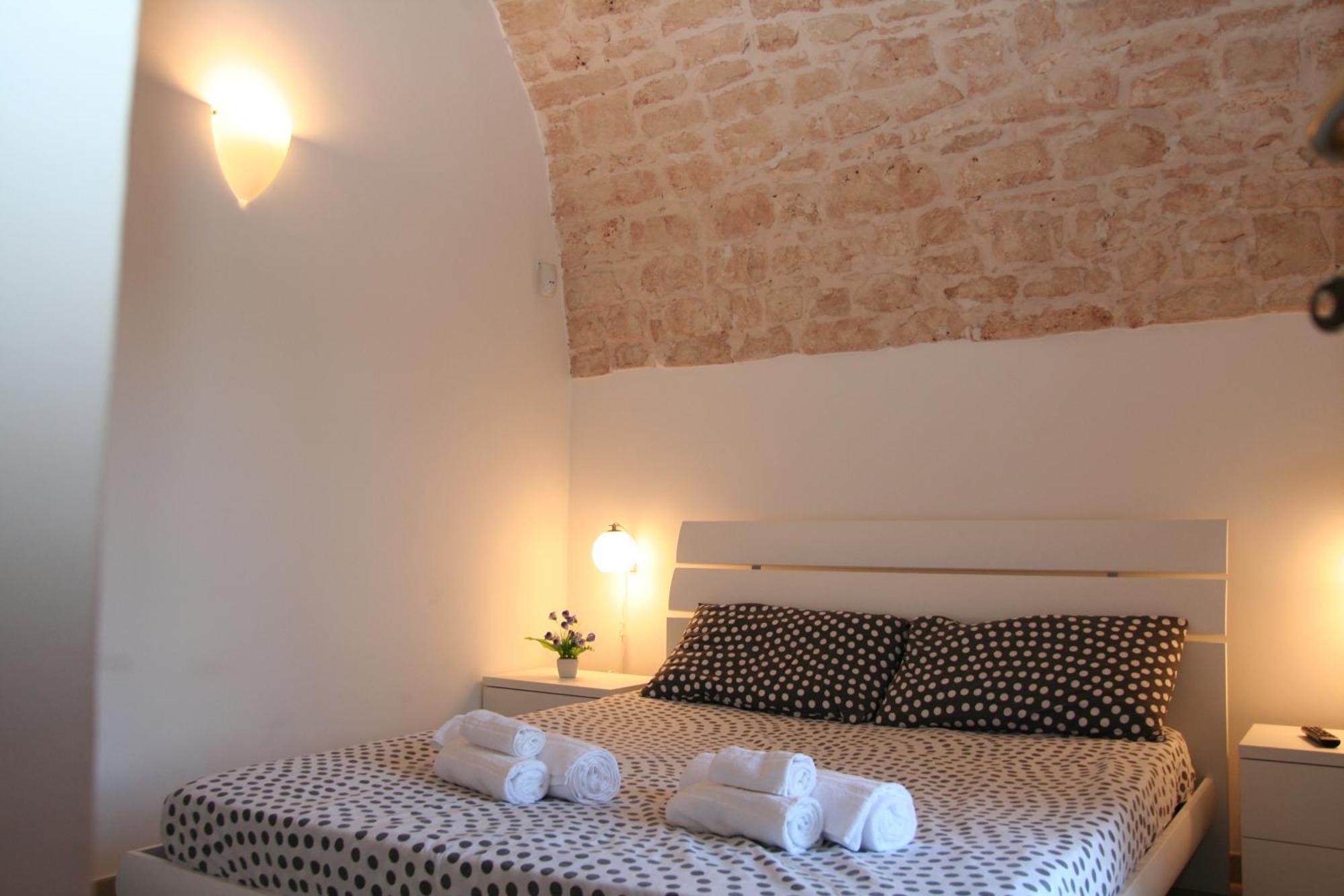 La Dimora Gigante Bed & Breakfast Castellana Grotte Ruang foto