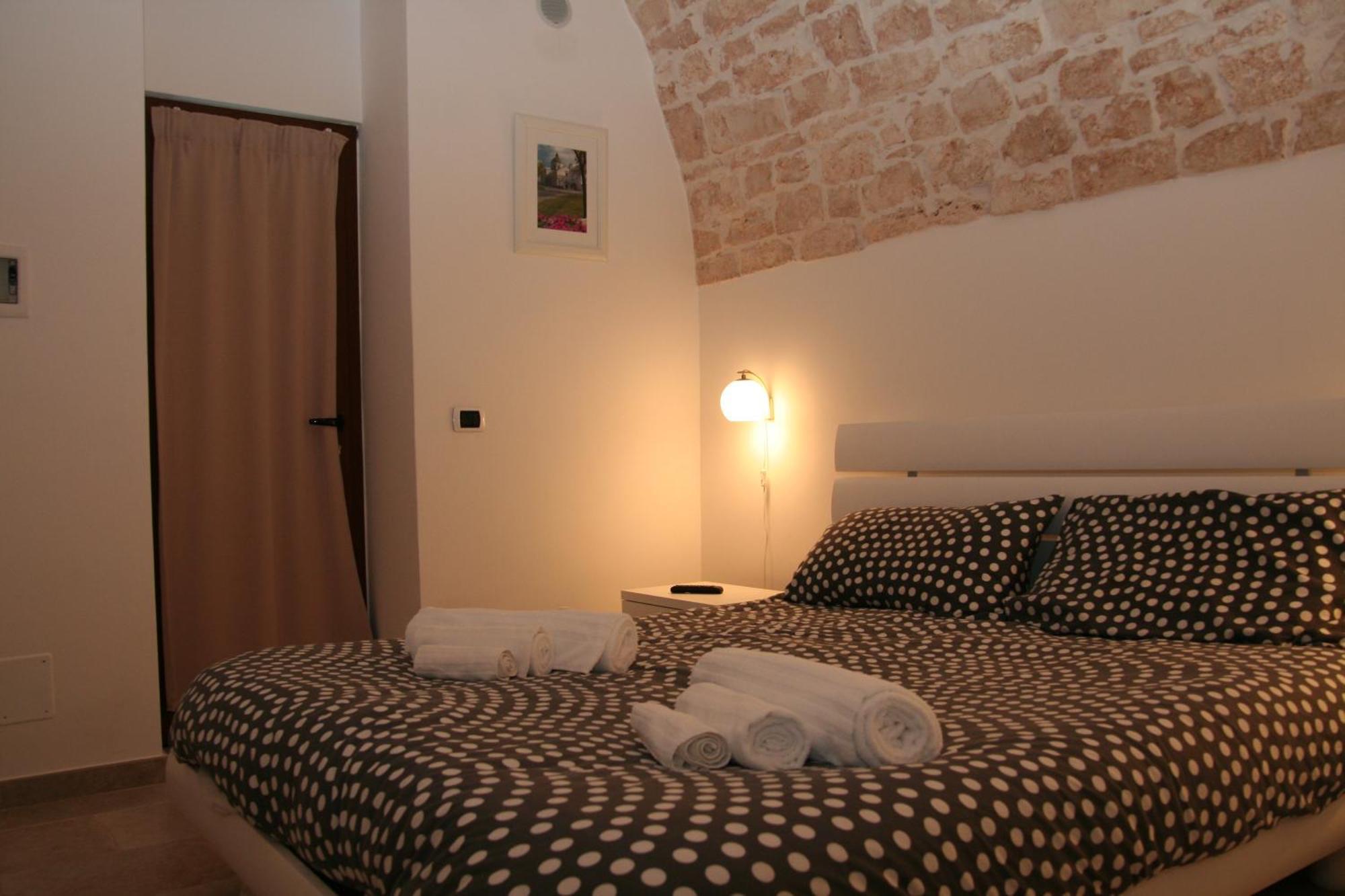 La Dimora Gigante Bed & Breakfast Castellana Grotte Ruang foto