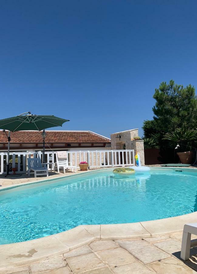 La Dimora Gigante Bed & Breakfast Castellana Grotte Bagian luar foto
